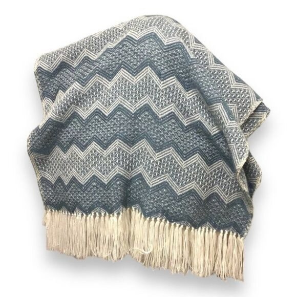 Figueroa Alpaca Blanket Wrap Scarf with Tassel Fringe, Blue Chevron, OSFA - Picture 4 of 6